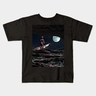 Last Flight Out Kids T-Shirt